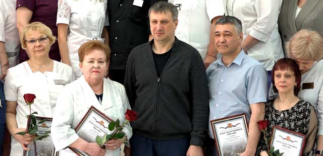 Годы профессионализма: с 65-летием поздравил дзержинскую Больницу скорой медицинской помощи Иван Носков