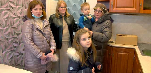 Нижегородское гостеприимство: квартиру выделили семье беженцев из Донецка