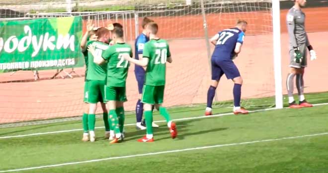Новости спорта: дзержинские футболисты сыграли матч с командой из Великих Лук