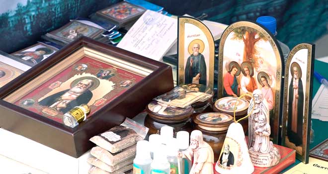 Нижегородский край земля Серафима Саровского: межрегиональная православная выставка-ярмарка продолжает работать в Дзержинске