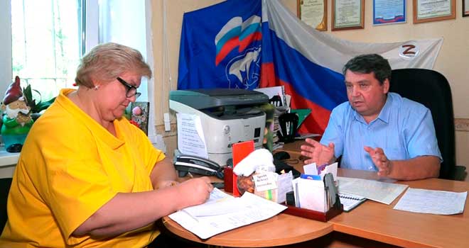 Работа на округе: итоги своей деятельности подвел депутат Городской думы Виктор Романов