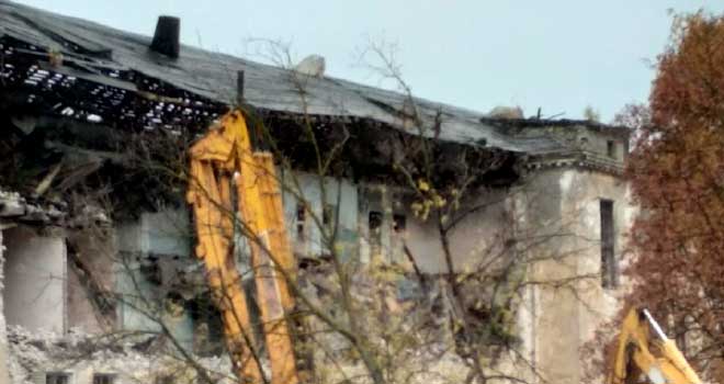 Навстречу новому: к сносу старого госпиталя ветеранов войн приступили в Дзержинске