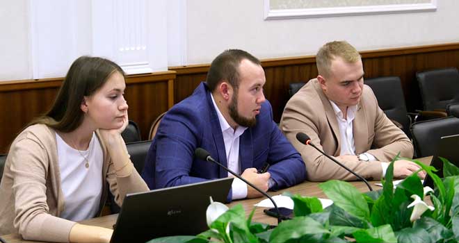 Обновилась наполовину: новый состав Молодежной администрации определен в Дзержинске