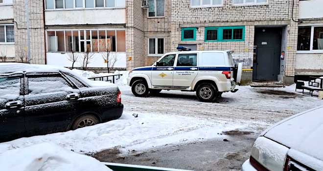 Жестокие разборки: истекающего кровью мужчину обнаружили в одном из дзержинских дворов