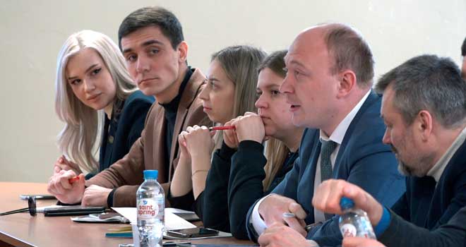 Кадры и экология: дзержинские парламентарии приняли участие в кустовом форуме молодежных палат Нижегородской области