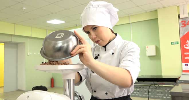 Кулинарный талант: дзержинская студентка стала призером Межрегионального конкурса национальной кухни