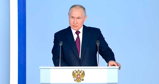 Президент РФ Владимир Путин выступил с посланием к Федеральному собранию