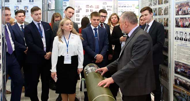 Предложения и решения: проблему кадрового дефицита обсуждали на заседании молодежного парламента в Ижевске