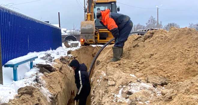 Больше чем наполовину: внутрипоселковый газопровод в поселке Пыра готов на 58%