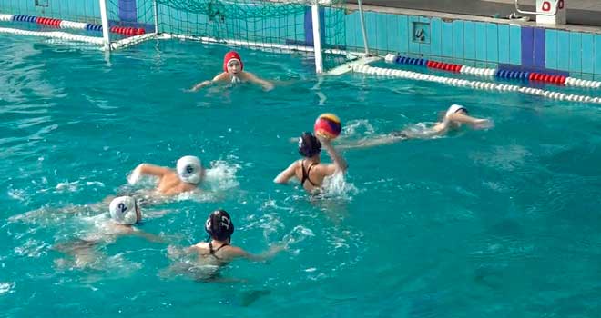 Золотой мяч: соревнования по водному поло прошли в Дзержинске