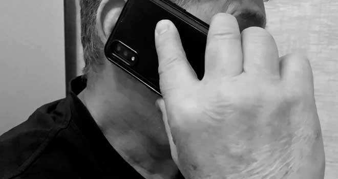 Затратные разговоры: доверившийся телефонным собеседникам дзержинец потерял почти 60 тысяч рублей