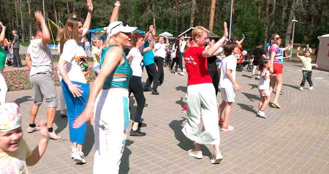 День города 2023: вдохновение и творчество захлестнули дзержинцев на фестивале «Арт-пространство»