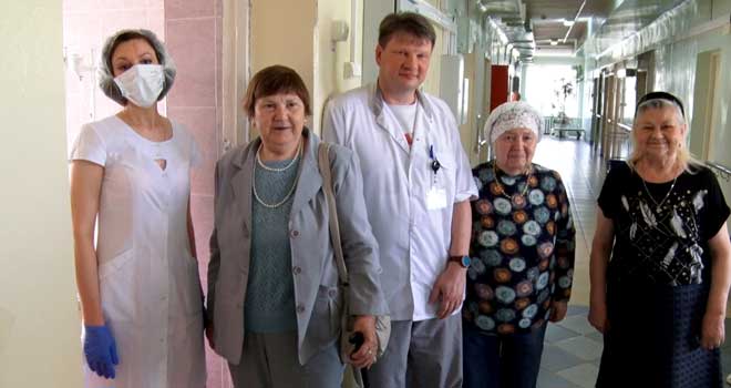Здоровый интерес: городской Совет ветеранов посетил отделение геронтологии в дзержинской больнице