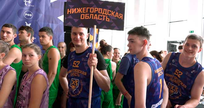 Яркий спортивный поединок: баскетболисты из разных регионов ПФО сыграли матчи в Нижнем Новгороде