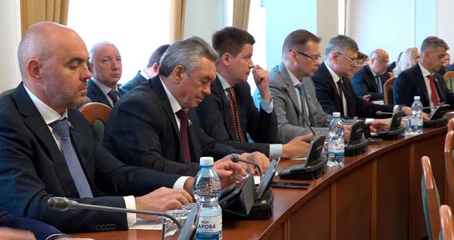 Интернет для всех: депутаты Заксобрания Нижегородской области хотят привлечь мобильных операторов в деревни и села