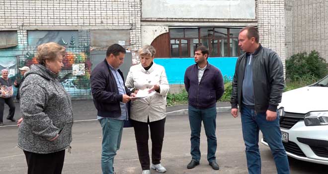Качество и контроль: благоустройство придомовых территорий продолжается в Дзержинске