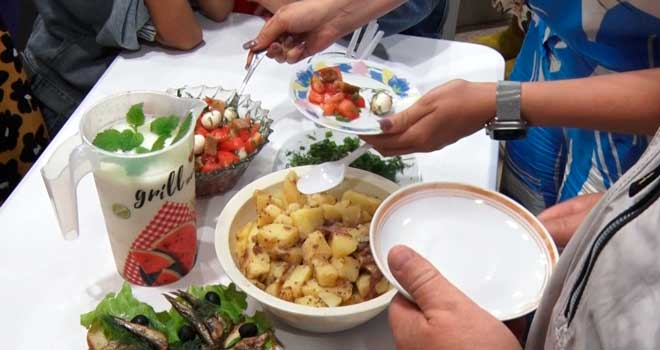 Вкусно и еще вкуснее: кулинарная битва прошла в клубе инвалидов «Вера» в Дзержинске
