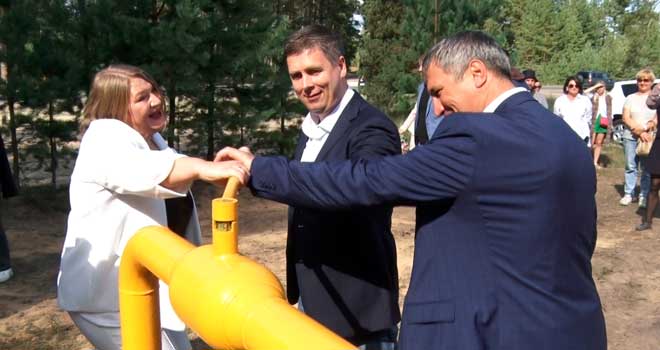 Исторический момент: газ пришел в дзержинский поселок Пыра