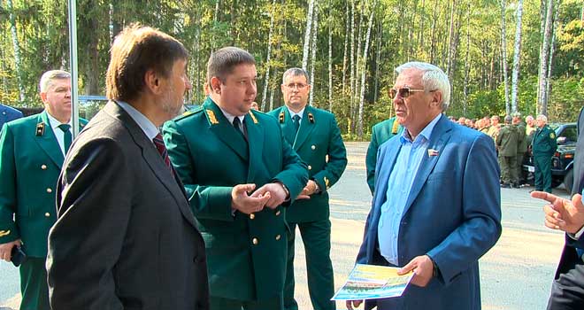 На страже «зеленых легких»: 34 новых автомобиля будут помогать патрулировать леса Нижегородской области