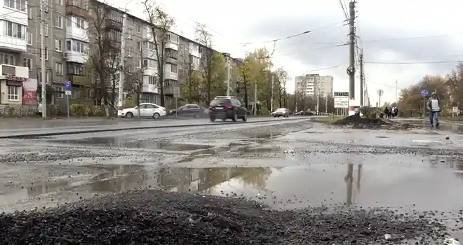 Вновь в центре внимания: ремонт на проспекте Циолковского в Дзержинске до сих пор не закончен