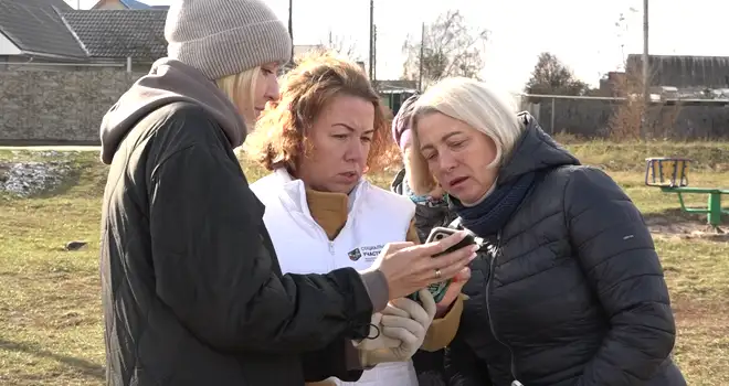 Двигатель желаний: социальные участковые помогают дзержинцам формировать заявки для проекта «Вам решать»