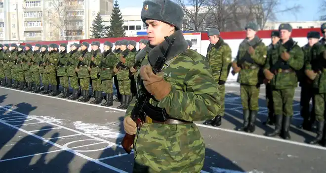 Осенний призыв: 150 человек отправились на военную службу из Дзержинска