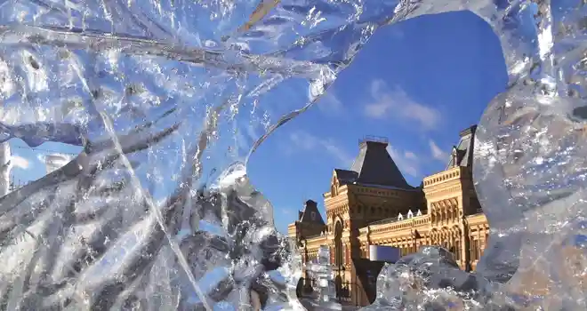 Снежный Нижний: фотовыставка открылась в Заксобрании Нижегородской области