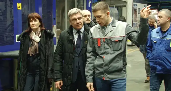 Встречи на производствах: делегация из Красноярского края посетила Дзержинск