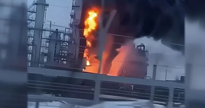 Угроза сверху: пожар произошел в промзоне Кстово из-за атаки беспилотников