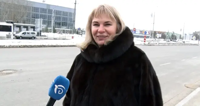 В ожидании праздника: дзержинцы рассказали о своем отношении к 8 Марта