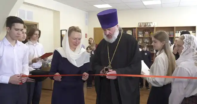 Литература для учебы и не только: новую библиотеку открыли в Православной гимназии Дзержинска