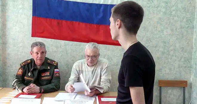 Весенний призыв: более 200 человек отправятся на военную службу из Дзержинска