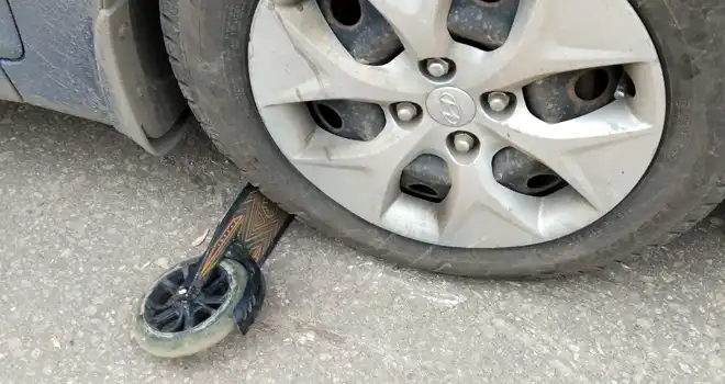Происшествие на самокате: ребенок попал под колеса автомобиля на одной из дорог Дзержинска