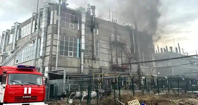 Огненный случай: два человека пострадали на пожаре в промзоне Дзержинска