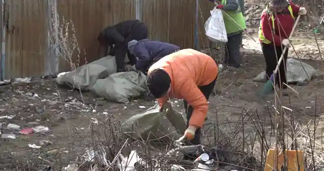 Сделаем город чище: более 400 человек зарегистрировались на общегородской субботник в Дзержинске