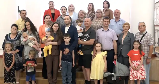 Большие и дружные: многодетные семьи чествовали в Дзержинске в преддверии Дня защиты детей