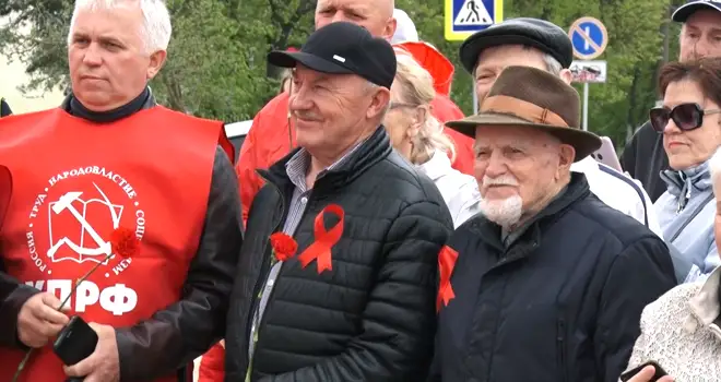 Встреча на площади: 1 мая торжественно отметили в Дзержинске