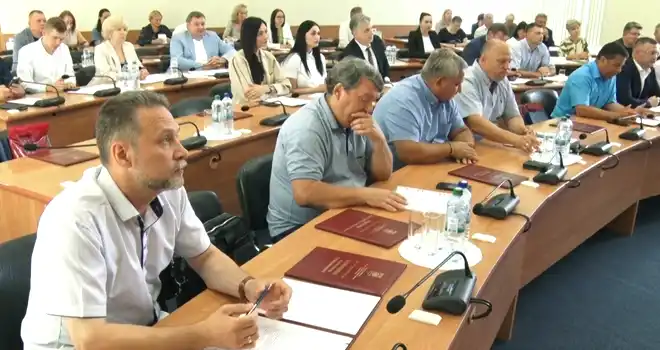 Думские решения: на стадионах Дзержинска теперь можно будет размещать нестационарные торговые объекты