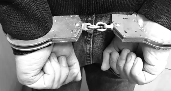 Дилер смерти: нижегородца подозревают в незаконном распространении наркотиков в Дзержинске