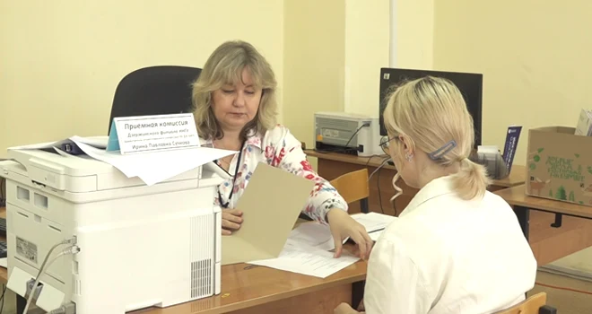 Учись, студент: в дзержинских ВУЗах завершается основная волна приемной кампании