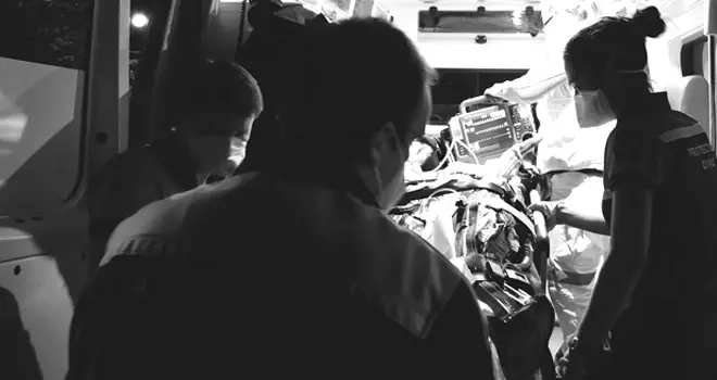 Неначавшаяся смена: слесарь-ремонтник дзержинского предприятия скончался по дороге на работу