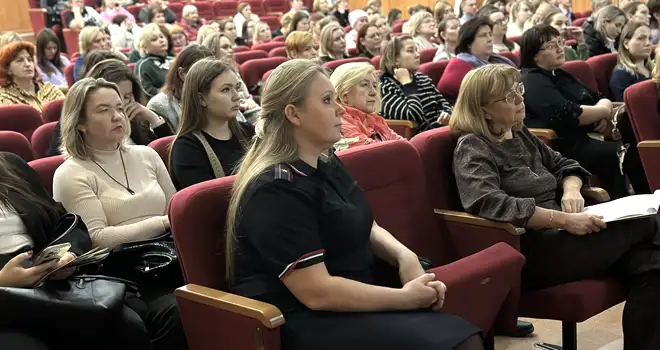 Нет ненависти и вражде: дзержинские полицейские напомнили об опасности экстремизма