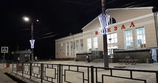 Несвоевременный выход: несовершеннолетнюю девочку сняли с поезда в Дзержинске из-за потерянного паспорта