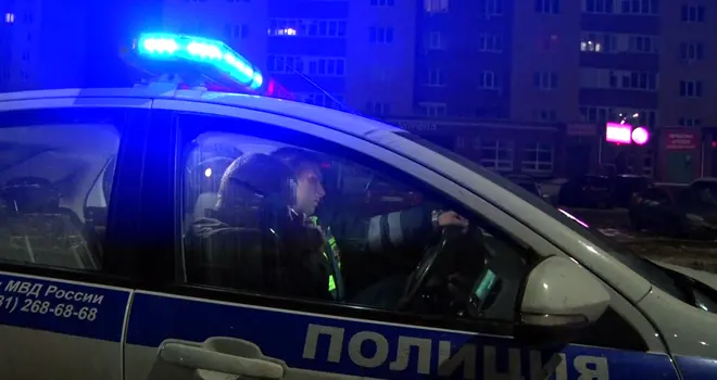 Пьяные зигзаги: полицейские остановили подозрительный автомобиль на подъезде к Дзержинску