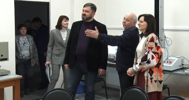 Как живешь, студент? Глава города Михаил Клинков посетил Дзержинский политех