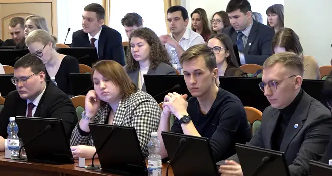 Объединяя поколения: телемост с городами-героями проведет к 9 мая молодежный парламент Нижегородской области