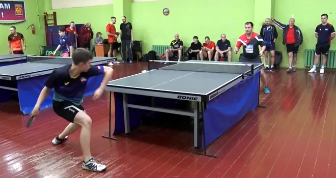 Спортивный обзор: игры дзержинских баскетболистов и теннисный турнир