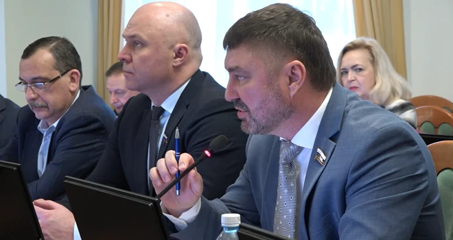Законы и решения: ряд важных вопросов рассмотрели депутаты Заксобрания Нижегородской области