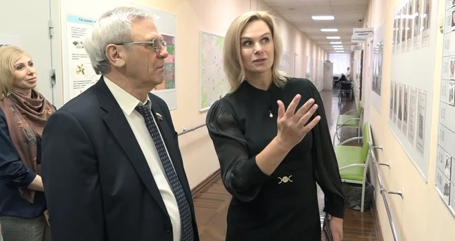 Предпраздничный визит: дзержинский центр реабилитации «Витязь» посетил Евгений Люлин