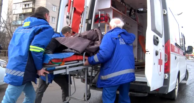 Не оставили в беде: чуткость и внимательность дзержинских полицейских спасли пенсионерке жизнь